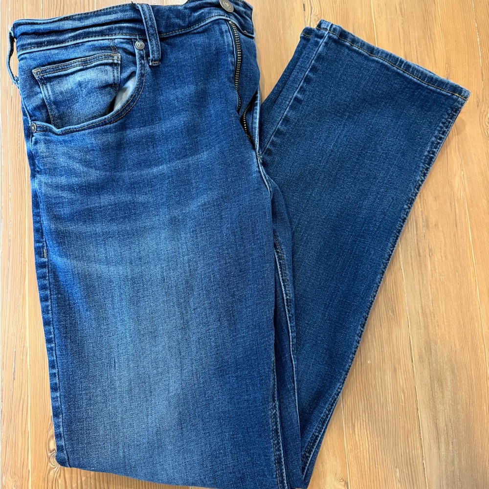 Silver Jeans Men's Straight Leg Athletic Fit Tapered Leg 36x32